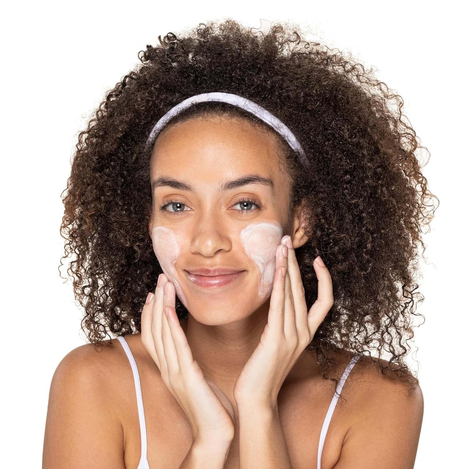 image:imageNeutrogena Skin Balancing Kaolin Clay Cleanser with 2 Polyhydroxy Acid PHA Mattifying amp Conditioning Face Wash for Oily Skin ParabenFree SoapFree SulfateFree 63 oz